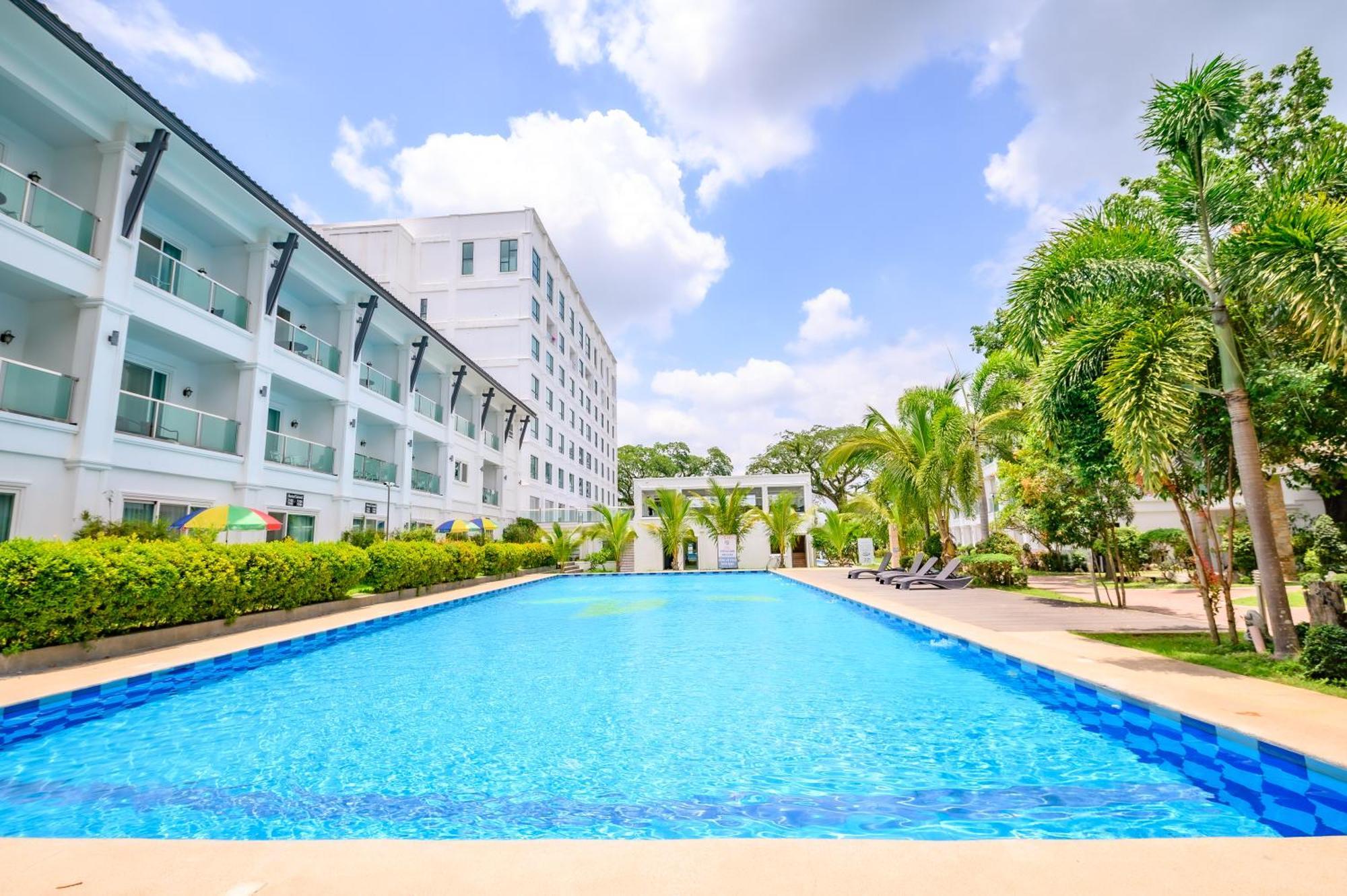 Hotel Seoul Clark Field Exterior photo