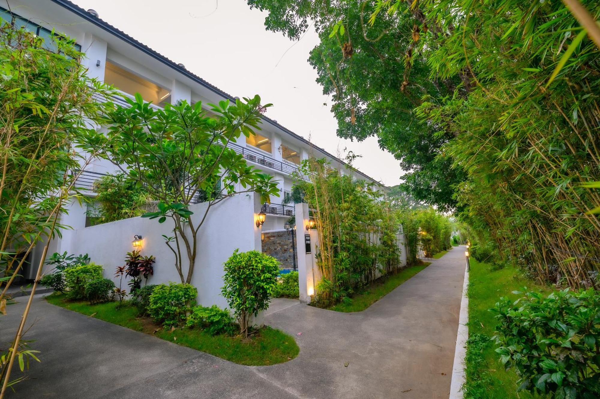 Hotel Seoul Clark Field Exterior photo
